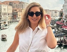 من هي إلسي أبي عاصي ويكيبيديا عمرها مواليد، ما هي ديانة إلسي أبي عاصي مذيعة الجزيرة، زوج المذيعة إلسي أبي عاصي السيرة الذاتية