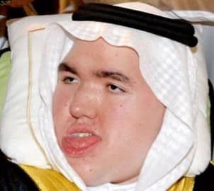 من هو عمار بوقس ويكيبيديا عمره اصله، سبب وفاة عمار بوقس وزوجته واولاده السيرة الذاتية