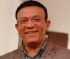 من هو الاعلامي ايمن يوسف ويكيبيديا، تفاصيل سبب وفاة أيمن يوسف السيرة الذاتية