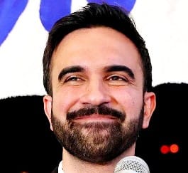 ما هو اصل زهران ممداني جنسيته ويكيبيديا، ديانة زهران ممداني شيعي ام سني