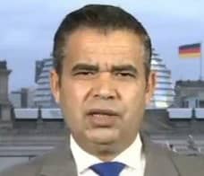 من هو عيسى طيبي مراسل الجزيرة ويكيبيديا عمره جنسيته ديانته، زوجة عيسى الطيبي السيرة الذاتية