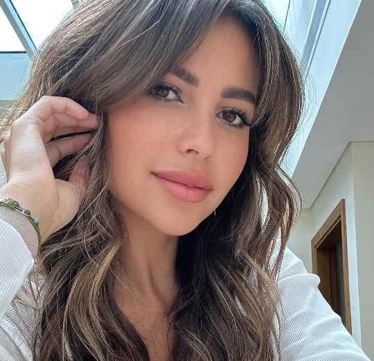 من هي المذيعة سارة مراد ويكيبيديا السيرة الذاتية سارة مراد وزوجها عمرها اصلها ديانتها