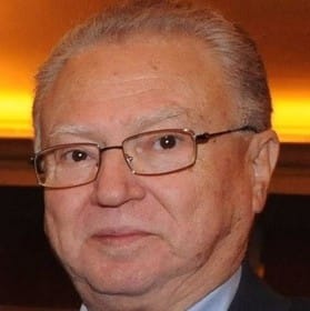 من هو سليم دياب ويكيبيديا عمره، ديانة النائب سليم دياب وزوجته وأولاده السيرة الذاتية