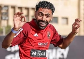 من هو حسين الشحات ويكيبيديا عمره طوله وزنه ديانته أصله من أي محافظة، اللاعب حسين الشحات وزوجته وأولاده السيرة الذاتية