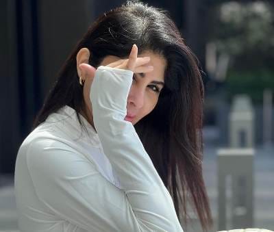 من هي زارا البلوشي ويكيبيديا, عمرها مواليد كم, جنسيتها, ديانتها, طولها ووزنها قبل وبعد, أبناء زارا البلوشي وزوجها السيرة الذاتية