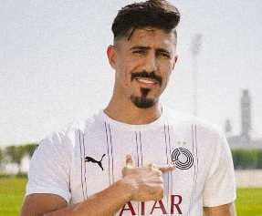 من هو بغداد بونجاح ويكيبيديا عمره، ديانة بغداد بونجاح وزوجته واولاده السيرة الذاتية