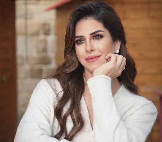 من هي المطربة فرح شريم ويكيبيديا، ديانة فرح شريم وزوجها, عمرها مواليد كم, طولها, أصلها من اين السيرة الذاتية