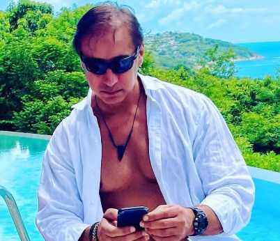 من هو المغامر لؤي العتيبي ويكيبيديا عمره مواليد كم، ماهي ديانة لؤي العتيبي وزوجته واولاده السيرة الذاتية