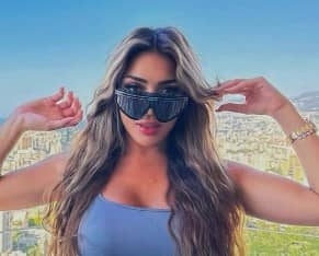 من هي سارة سلامة ويكيبيديا عمرها مواليد كم ديانتها، طول ووزن سارة سلامة قبل وبعد، زوج سارة سلامة السيرة الذاتية