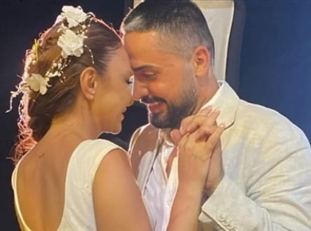 كم عمر الممثل اياد عيسى زوج نادين تحسين بيك الحقيقي ويكيبيديا، مواليد نادين تحسين بيك وزوجها اياد عيسى