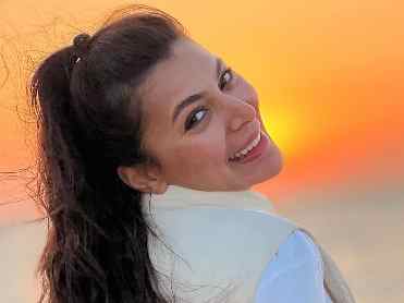 من هي بسمة داود ويكيبيديا عمرها مواليد كم، ديانة بسمة داود وزوجها السيرة الذاتية