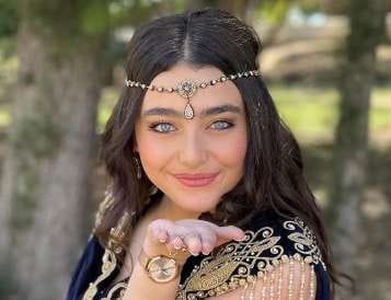 من هي إيناس عبدلي ويكيبيديا كم عمرها ديانتها، أصل إيناس عبدلي من اي ولاية السيرة الذاتية