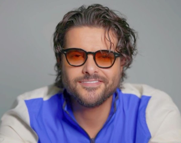 من هو ناصيف زيتون ويكيبيديا، ناصيف زيتون وزوجته واولاده, ديانته, عمره, طوله ووزنه, برجه السيرة الذاتية