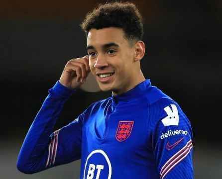 من هو جمال موسيالا أصوله, عمره, والده, طوله, وزنه, زوجته ويكيبيديا، ديانة جمال موسيالا السيرة الذاتية