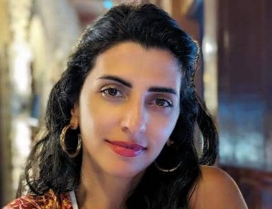 من هي المذيعة لارا نبهان ويكيبيديا عمرها مواليد كم، ديانة لارا نبهان، من هو زوج لارا نبهان السيرة الذاتية