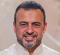 من هو مصطفى حسني ويكيبيديا، هل عقيدة مصطفى حسني صوفي إسلام ويب، والدة الداعية مصطفى حسني وزوجته واولاده السيرة الذاتية