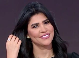 من هي المذيعة داليا ابو عمر ويكيبيديا السيرة الذاتية