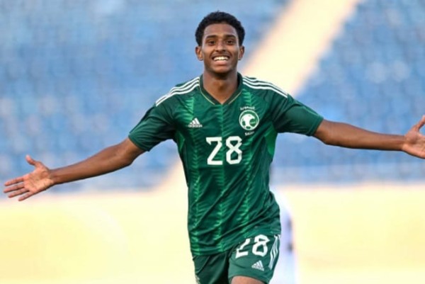 من هو اللاعب مشاري النمر ويكيبيديا السيرة الذاتية