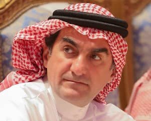 من هو ياسر الرميان ويكيبيديا عمره اصله وش يرجع ثروته، ديانة ياسر الرميان شيعي ام سني، كارلا ديبيلو زوجة ياسر الرميان السيرة الذاتية