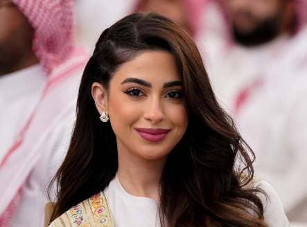 من هي ميرال مصطفى ويكيبيديا السيرة الذاتية