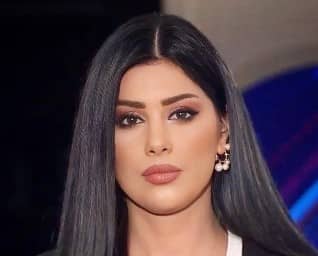 من هي المذيعة نادين خماش ويكيبيديا عمرها مواليد كم، ديانة نادين خماش مسيحية ام مسلمة، زوج نادين خماش السيرة الذاتية