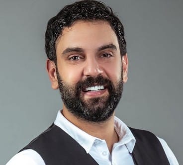 من هو نجم السلمان ويكيبيديا السيرة الذاتية