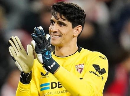 من هو ياسين بونو أصله ويكيبيديا، ديانة ياسين بونو السيرة الذاتية