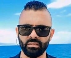 من هو صفوك الشيخ ويكيبيديا، ديانة صفوك الشيخ ملحد ام مسلم السيرة الذاتية